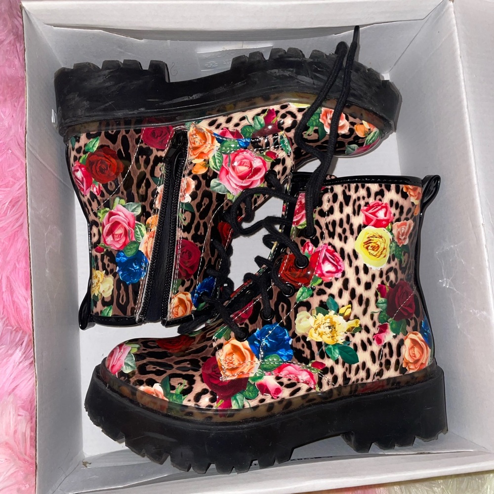 Kids Betsey Johnson Boots Leopard  Boots. Used but in Excellent condition